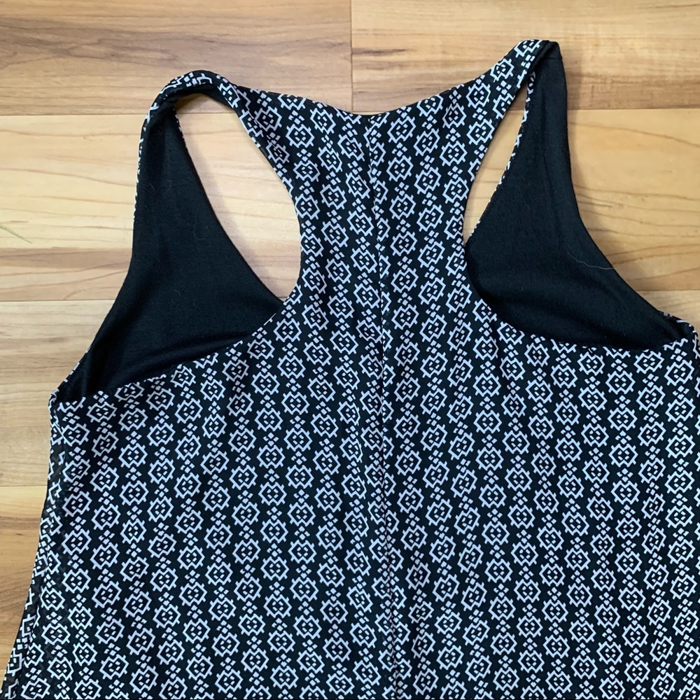 Nymphe Racerback Patterned Shift Dress, Medium - Picture 5 of 8